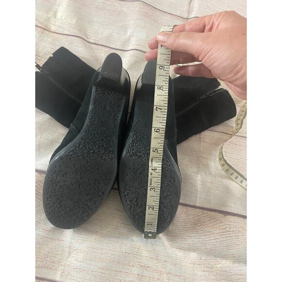 C La Canadienne Women's Black Suede Ankle Booties - 6 1/2M - Picture 7 of 12